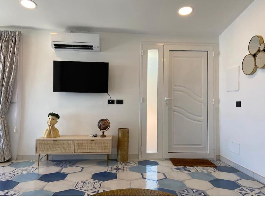 Suite Apartments Branco - Infinity Pool & Sea View - 5 Minuti Dal Centro Taormina Exterior foto